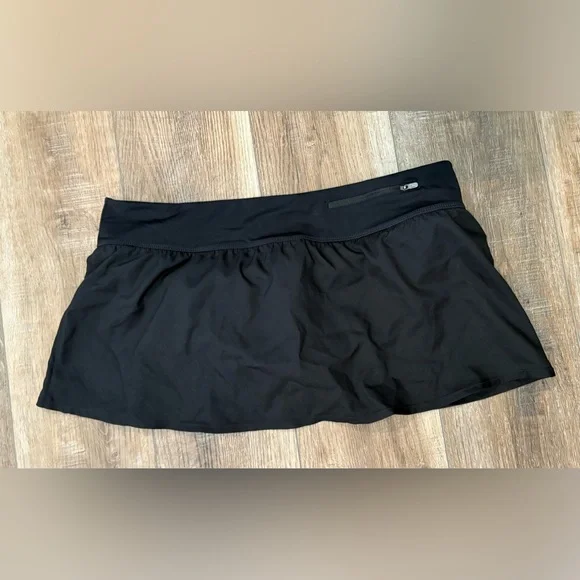 Nike Black Swim Skirt - Picture 3 of 3